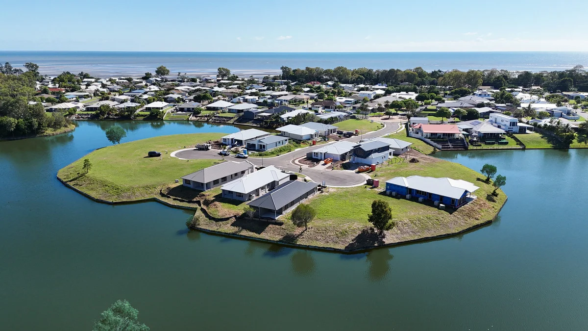 Additional image 3 of 8 Ernest Close, Toogoom QLD 4655