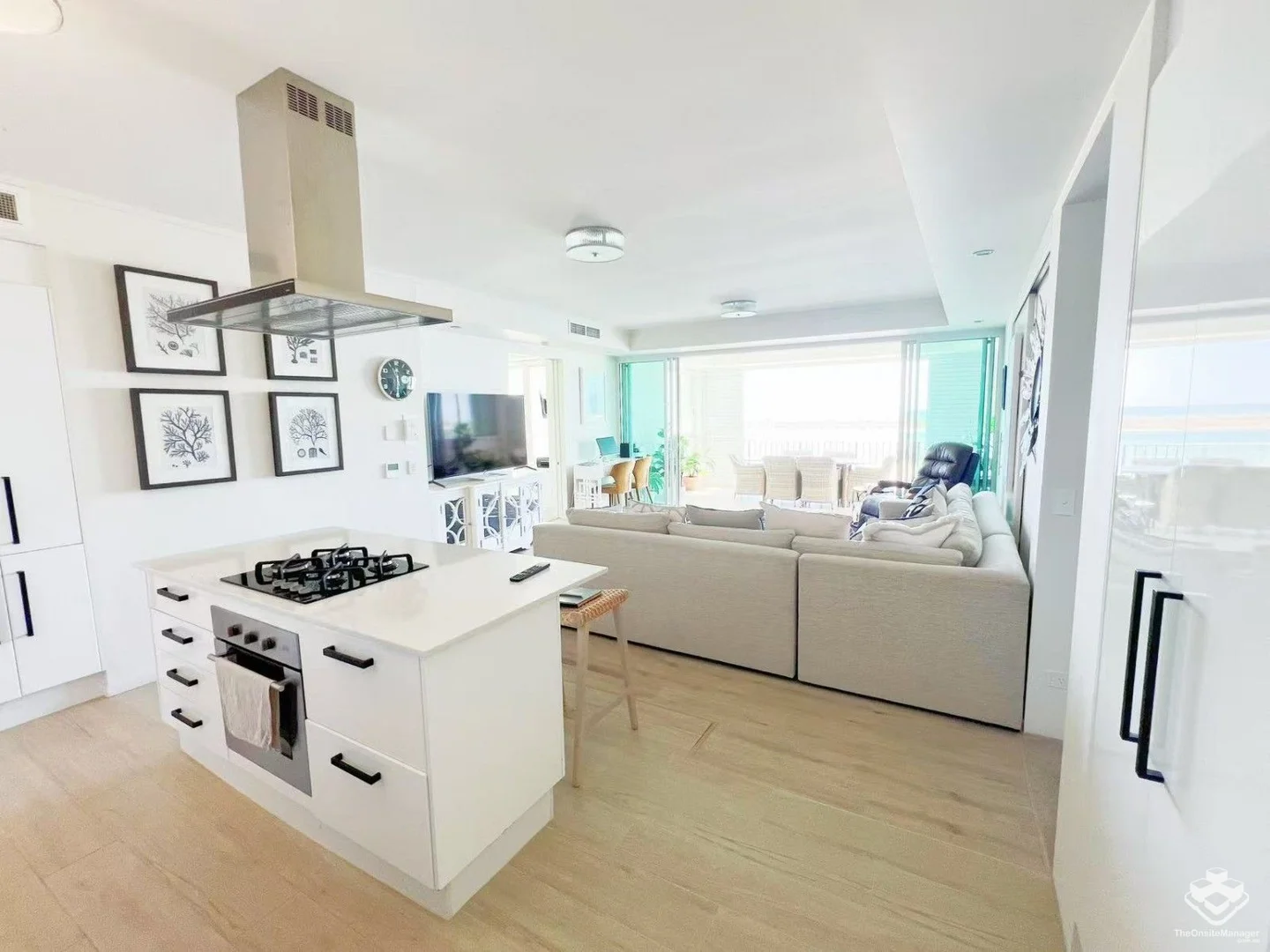 Additional image 10 of ID:21169331/326 Marine Parade, Labrador QLD 4215