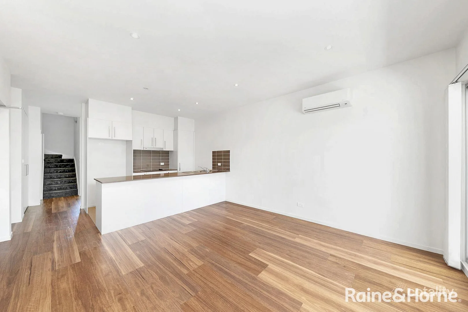 Additional image 5 of 24/36 Antill Street, Queanbeyan NSW 2620