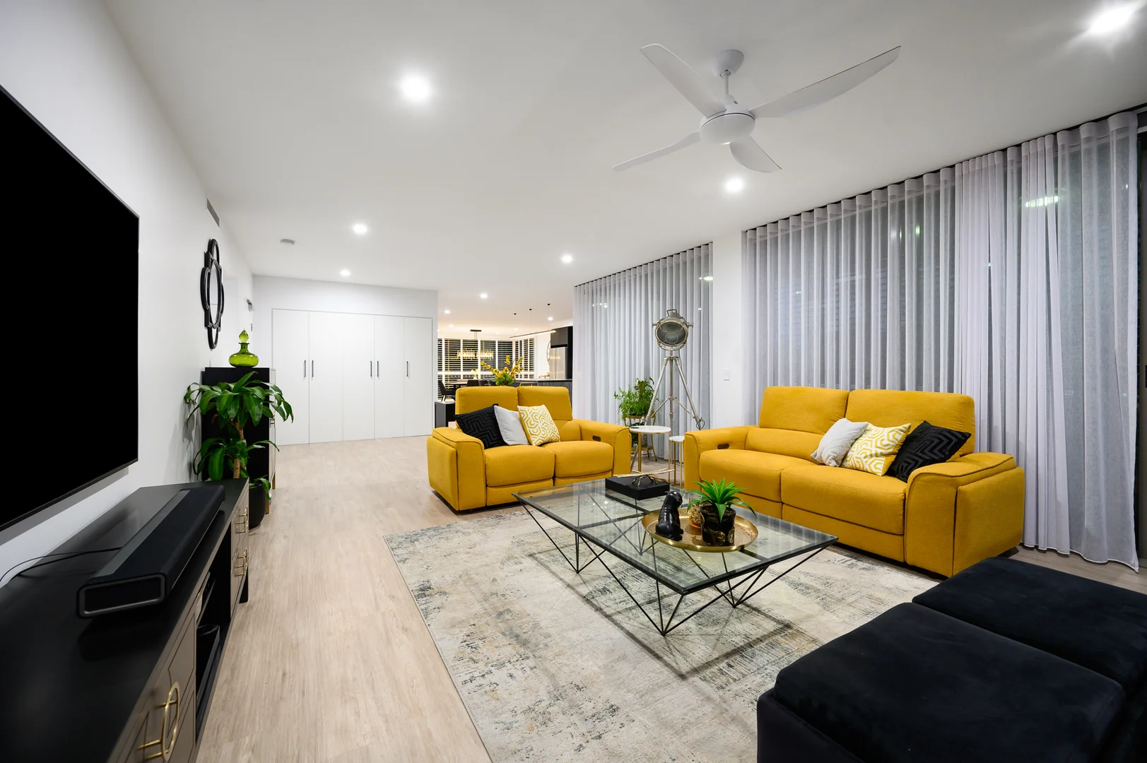 Additional image 6 of 29201/2 Ephraim Island Parade, Paradise Point QLD 4216