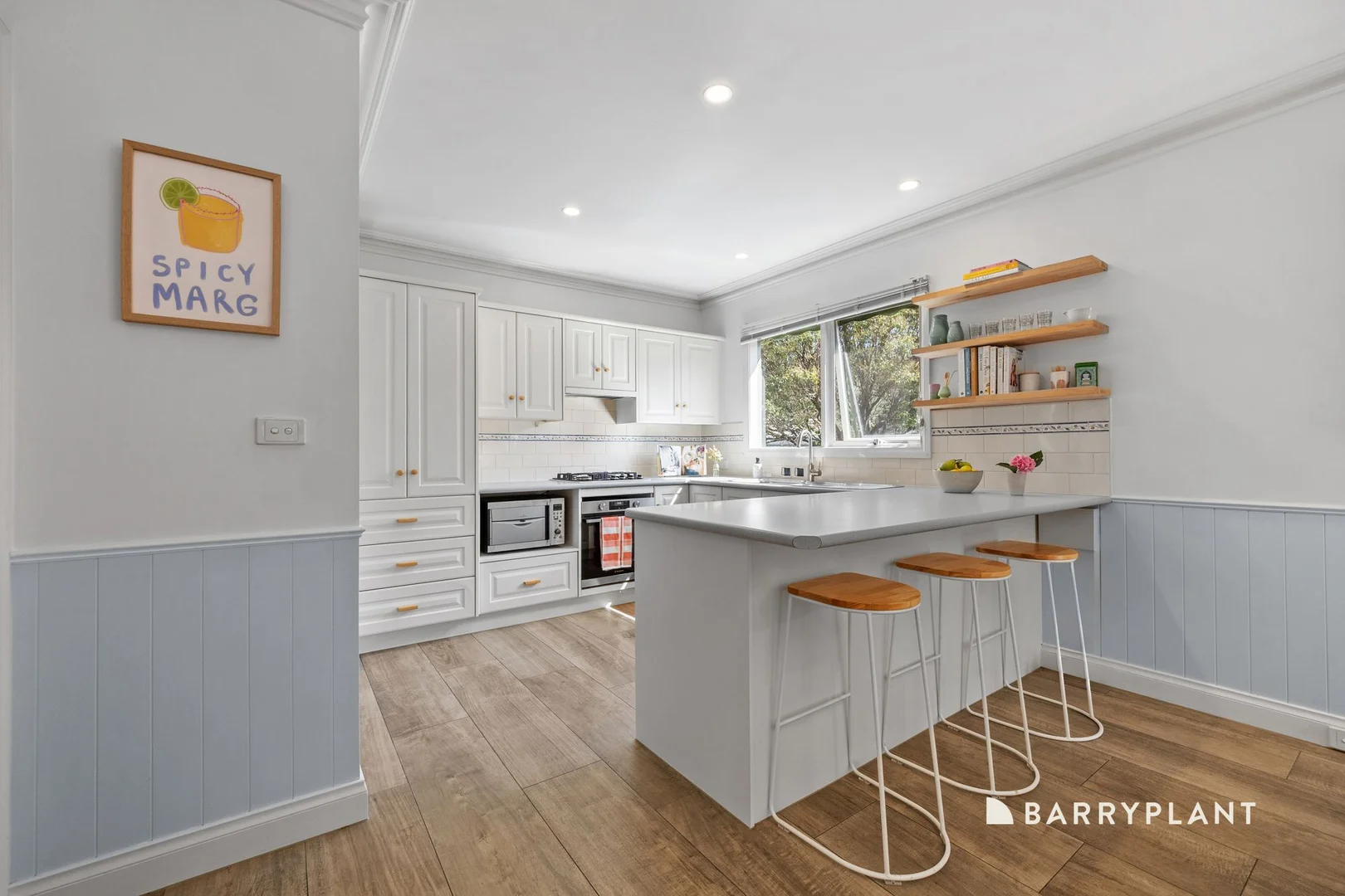 Additional image 11 of 11a Lascelles Avenue, Viewbank VIC 3084