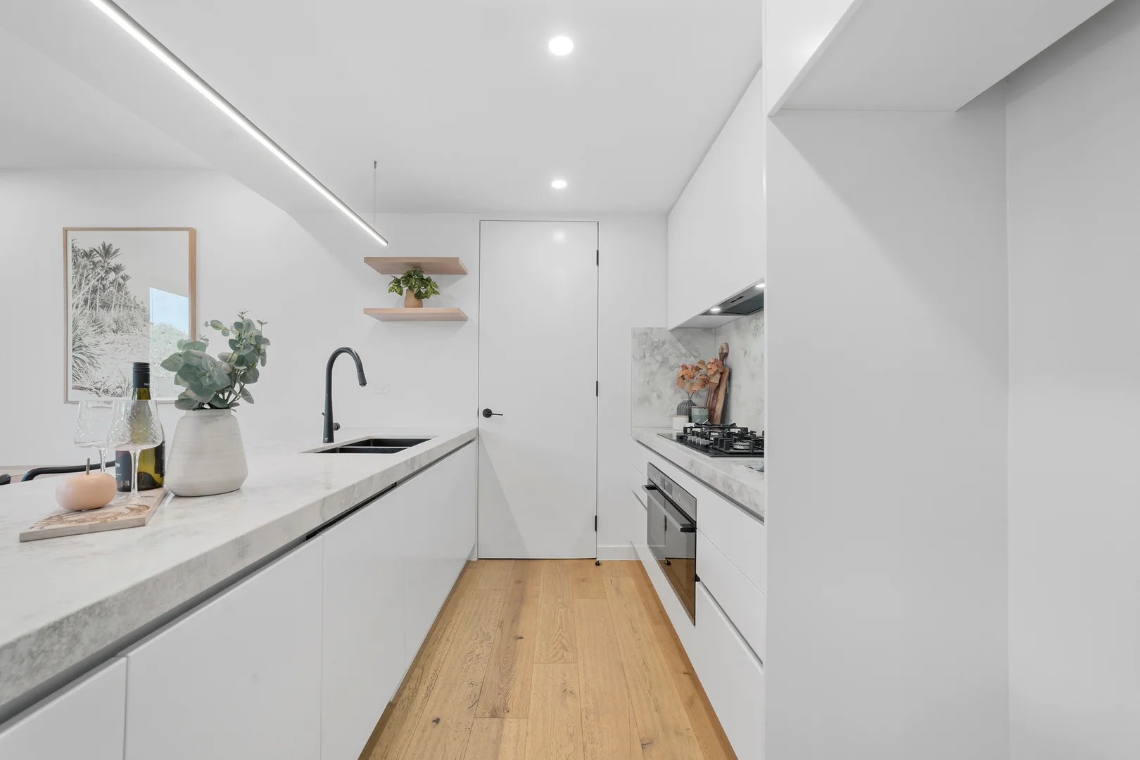 2/91 Stanley Avenue, Mount Waverley VIC 3149 photo 4
