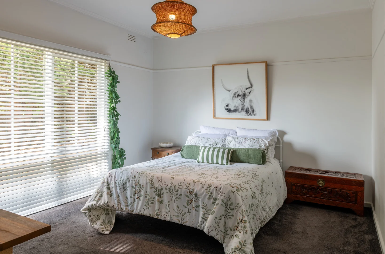 Additional image 17 of Foster VIC 3960