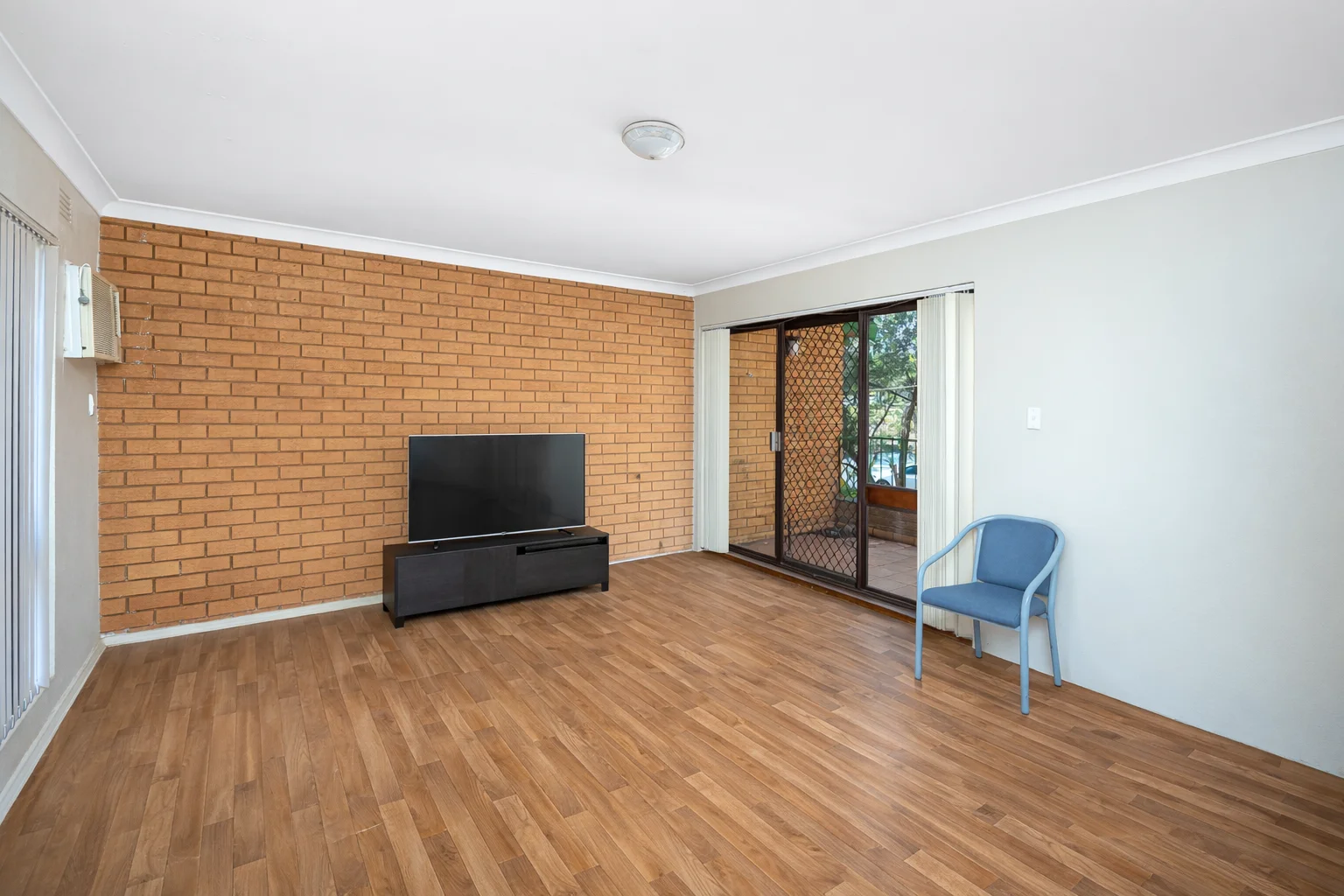 Additional image 2 of 6/9 Henschke Avenue, Tolland NSW 2650