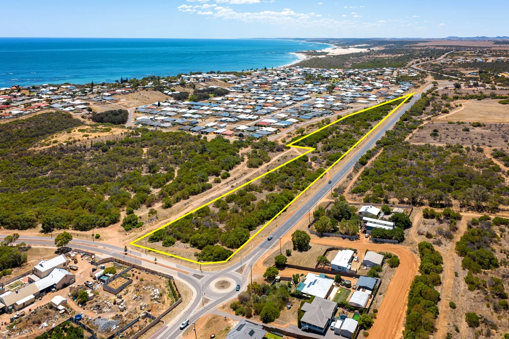 2 Glenfield Beach Drive, Drummond Cove WA 6532