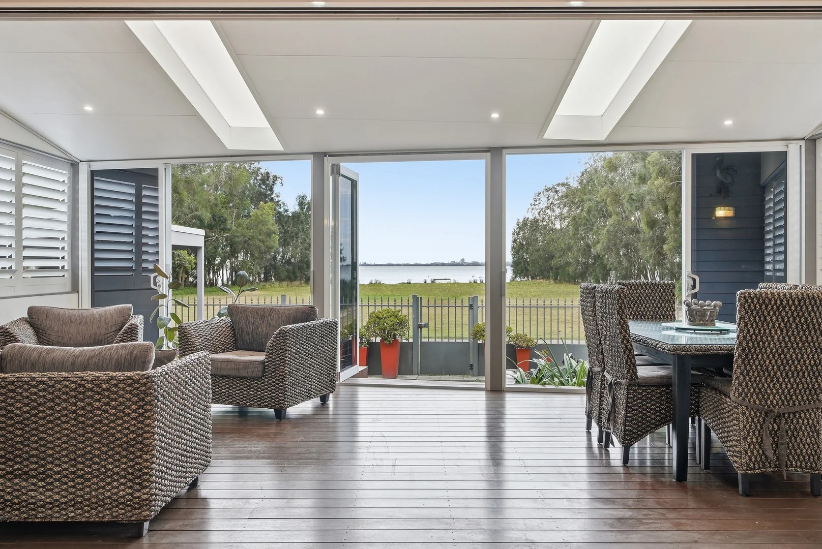 341 Lakedge Avenue, Berkeley Vale NSW 2261