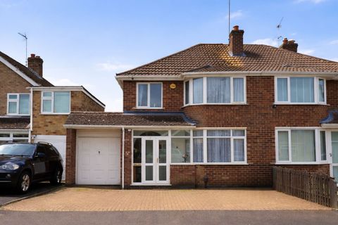 Brockenhurst Drive, Braunstone Town, Leicester, Leicestershire LE3