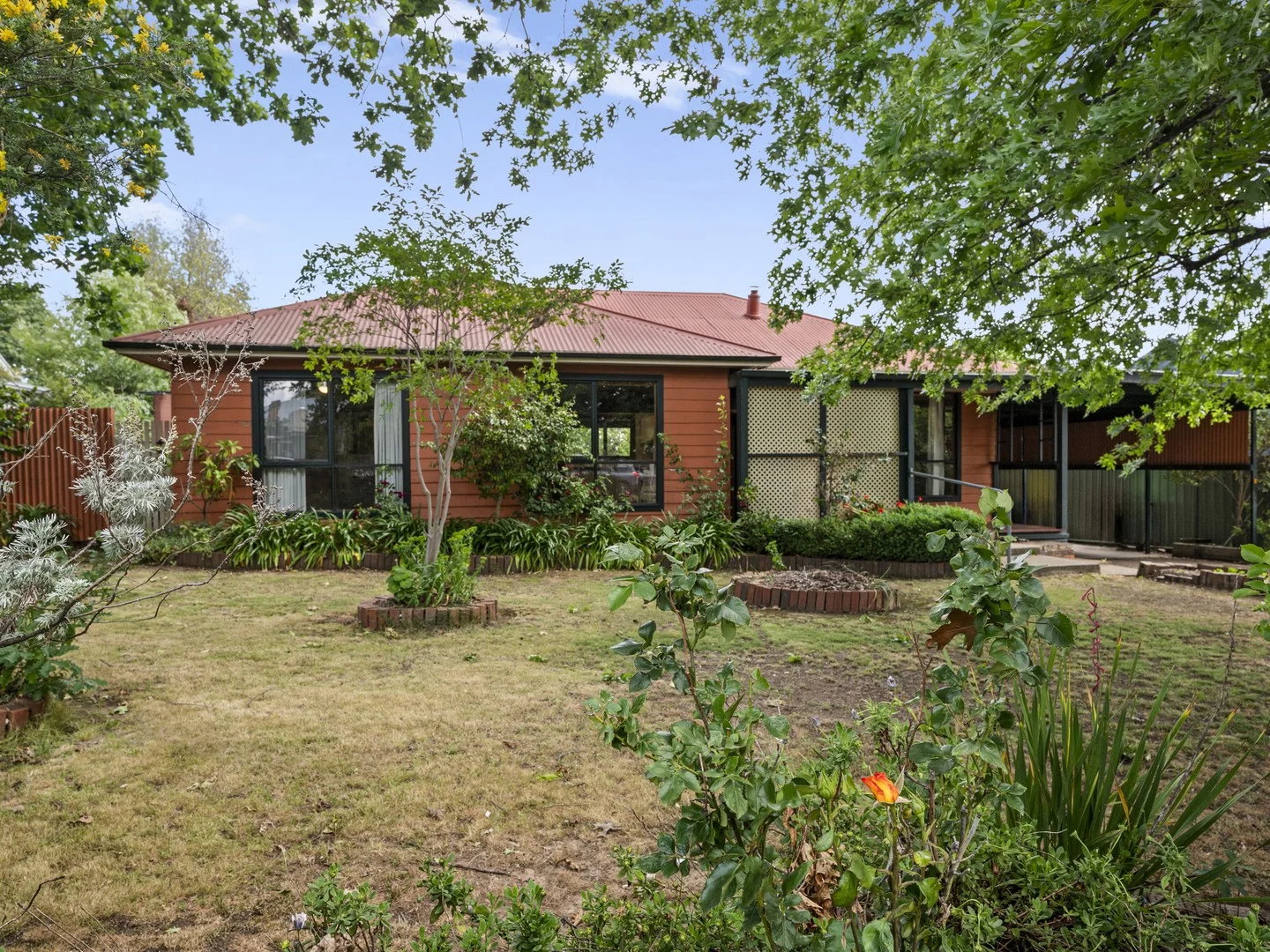 Additional image 2 of 10 Victoria Street, Mansfield VIC 3722