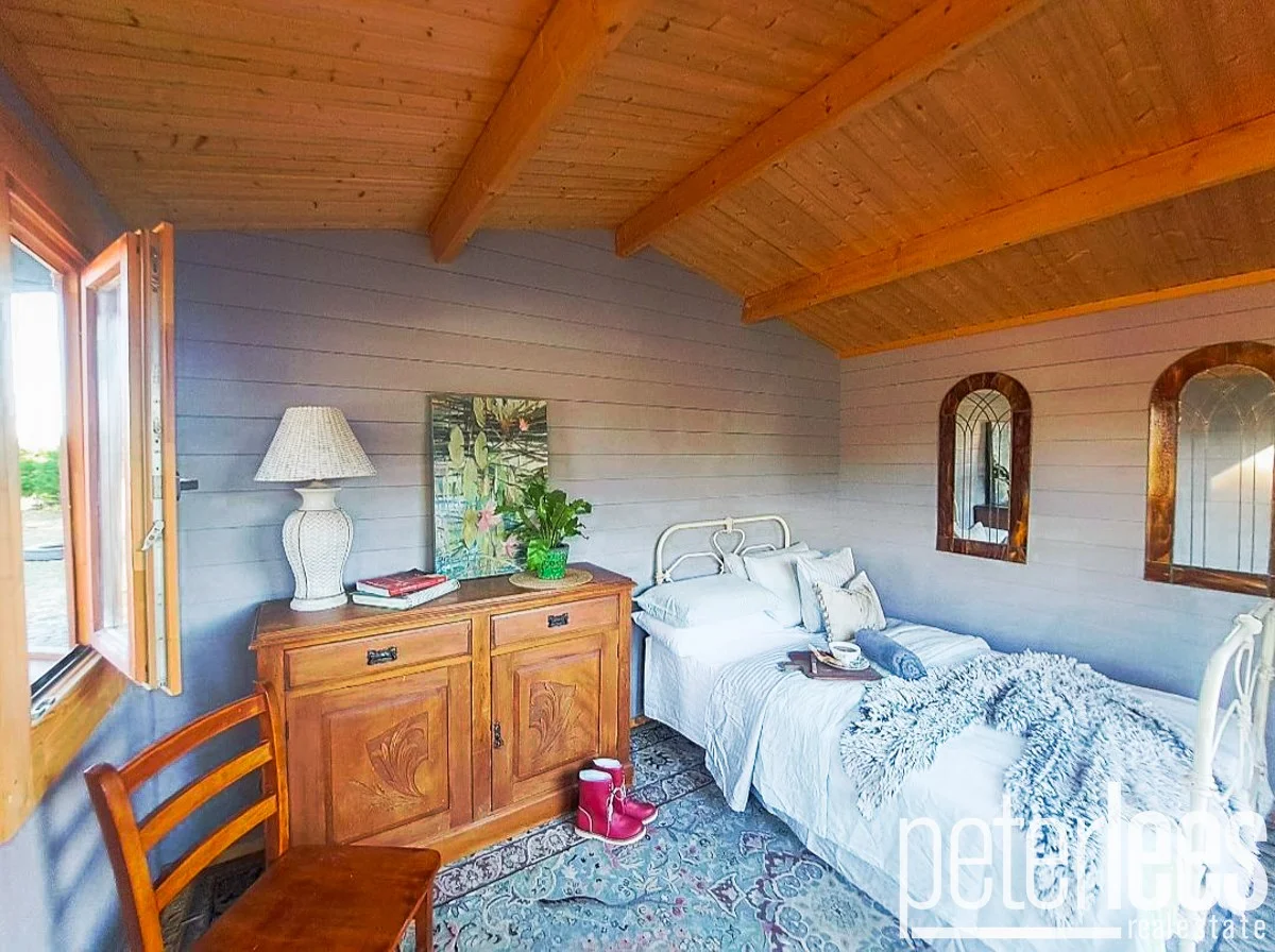 Additional image 12 of 25498 Tasman Highway, St Helens TAS 7216