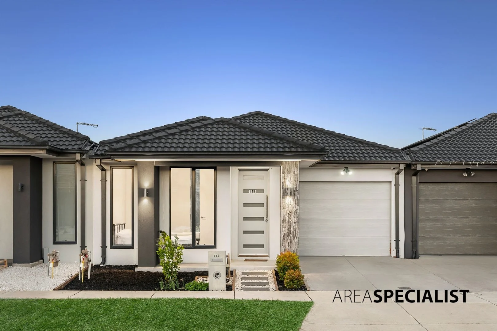 119 Bourbon Road, Cranbourne East VIC 3977