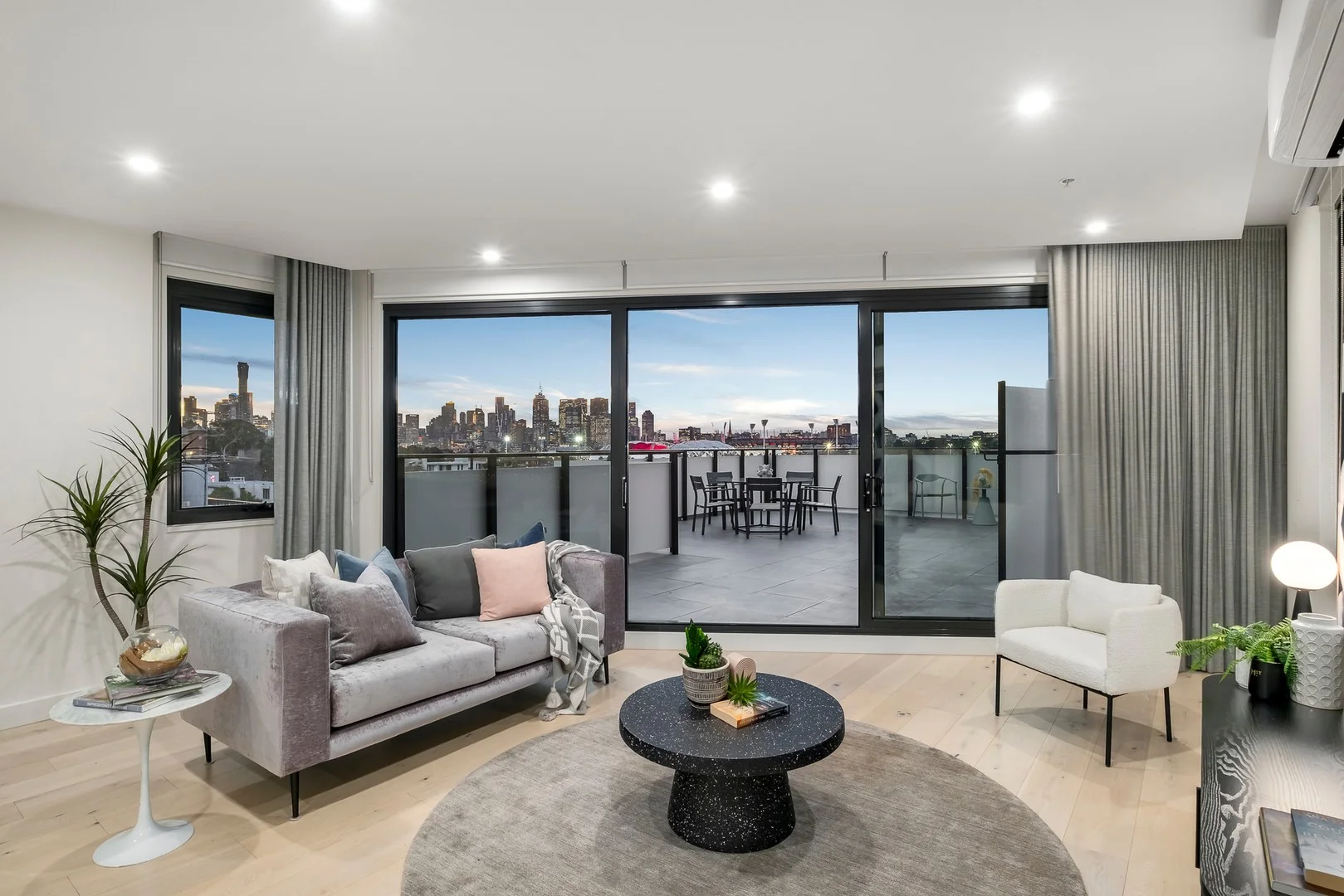 Additional image 2 of Penthouse/5 Davidson Street, South Yarra VIC 3141