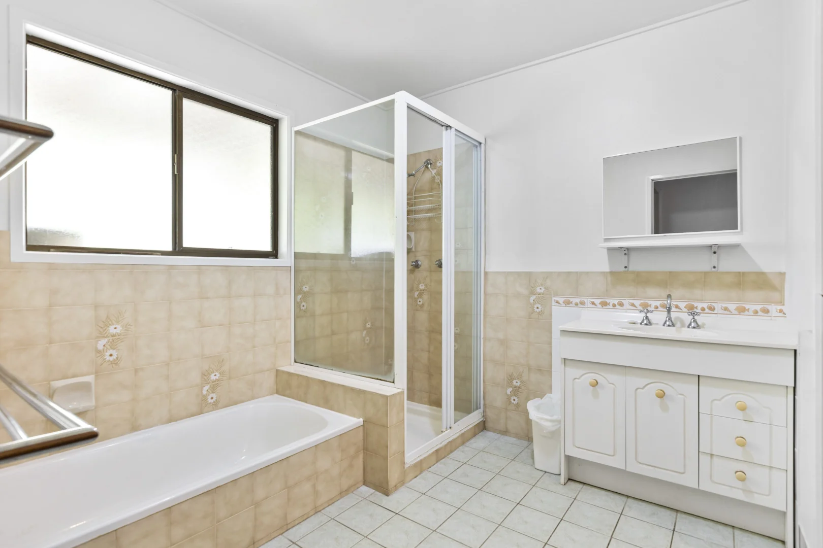 Additional image 11 of 33 Cooloola Dr, Rainbow Beach QLD 4581