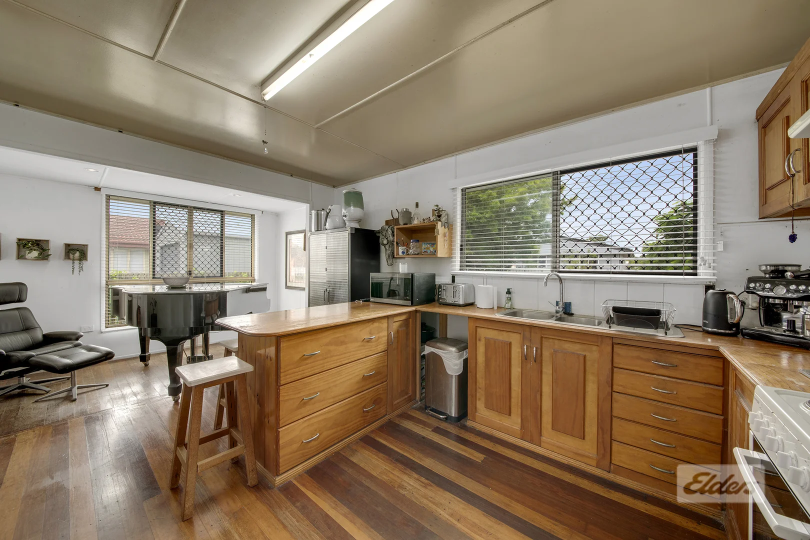 Additional image 5 of 27 Moura Crescent, Barney Point QLD 4680