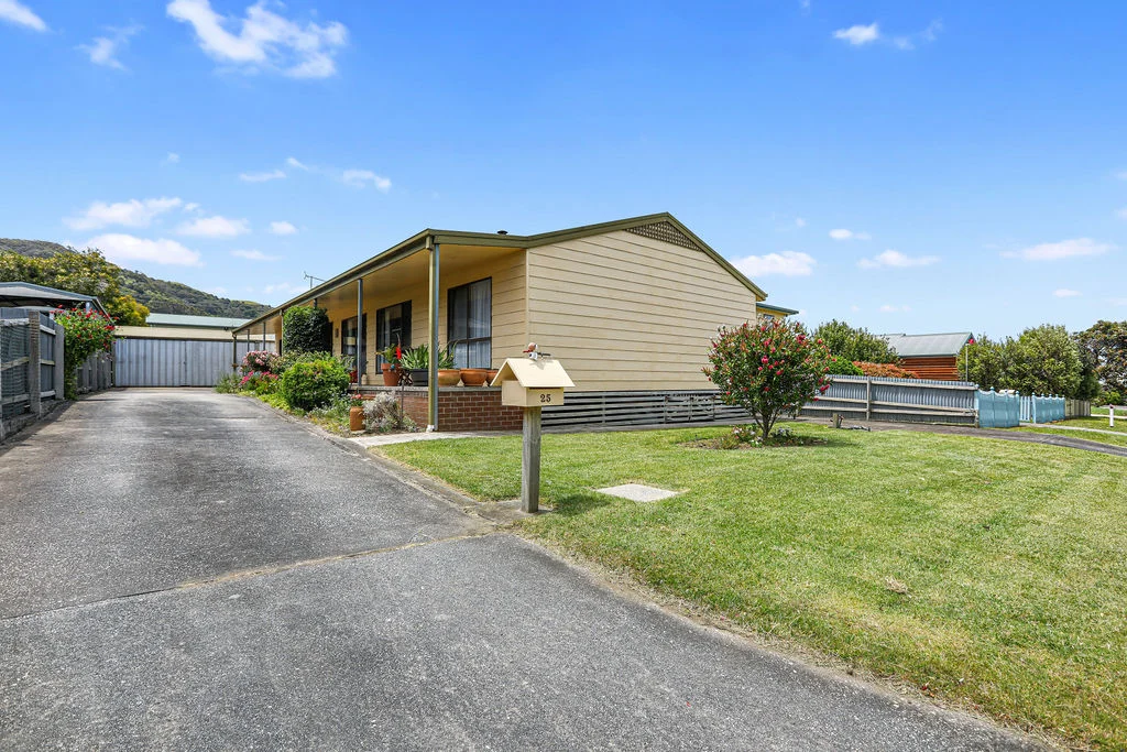 25 Murray Square, Apollo Bay VIC 3233
