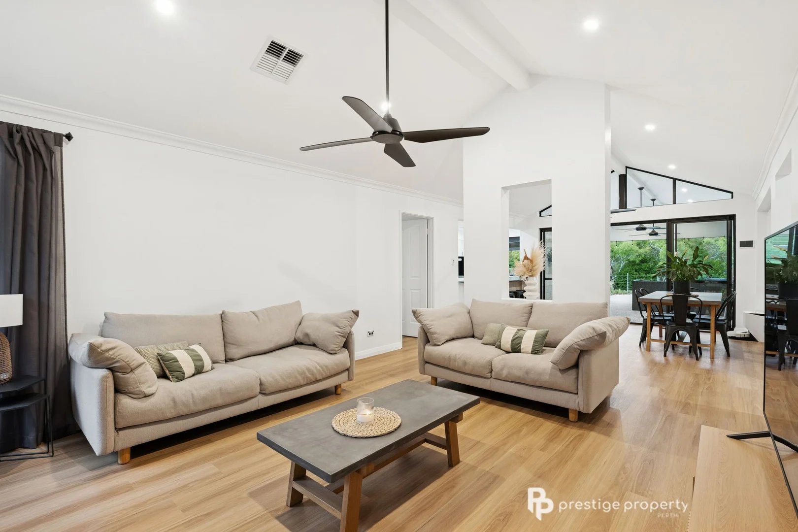 Additional image 9 of 21 Citrus Court, Two Rocks WA 6037