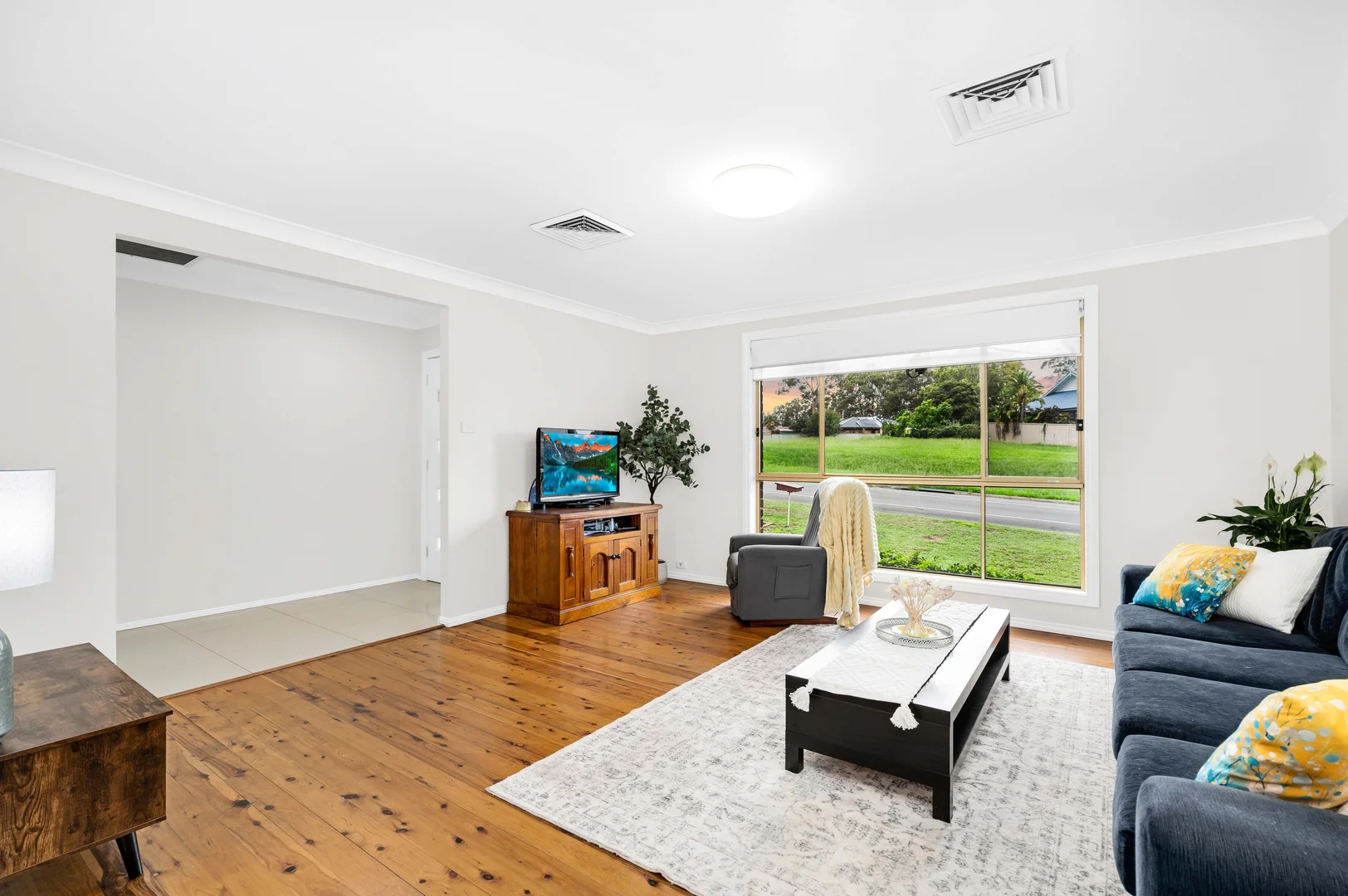 Additional image 6 of 1 John Street, The Oaks NSW 2570