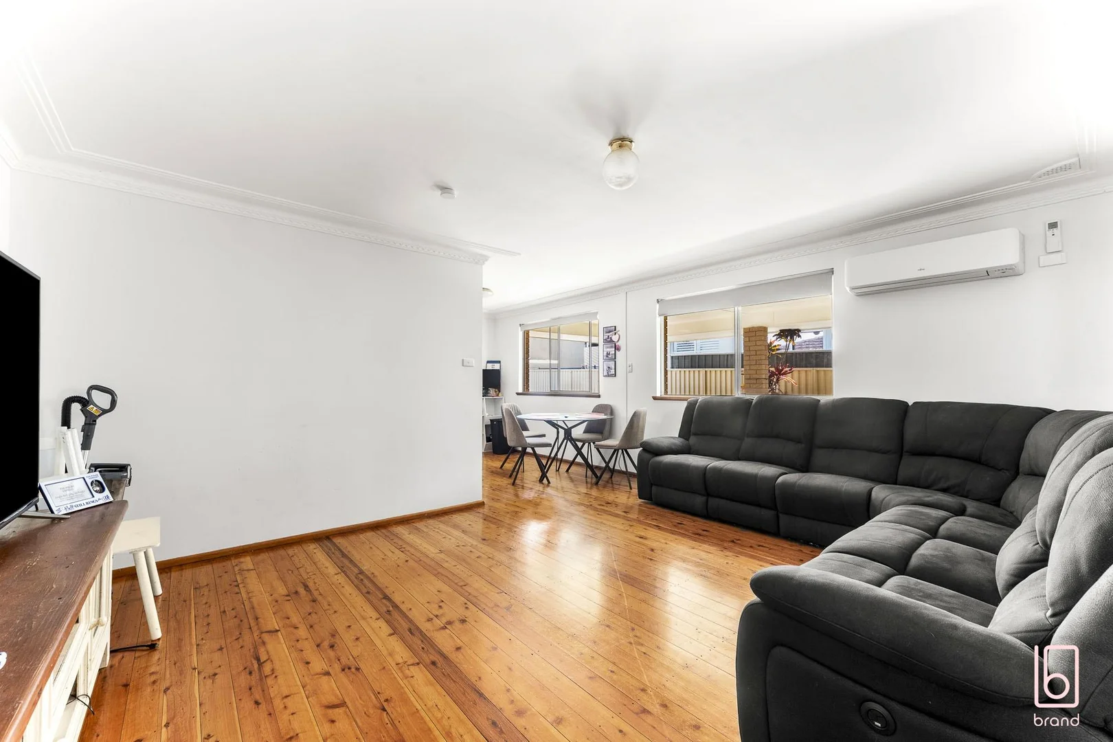 Additional image 3 of 18 Belbowrie Street, Canton Beach NSW 2263