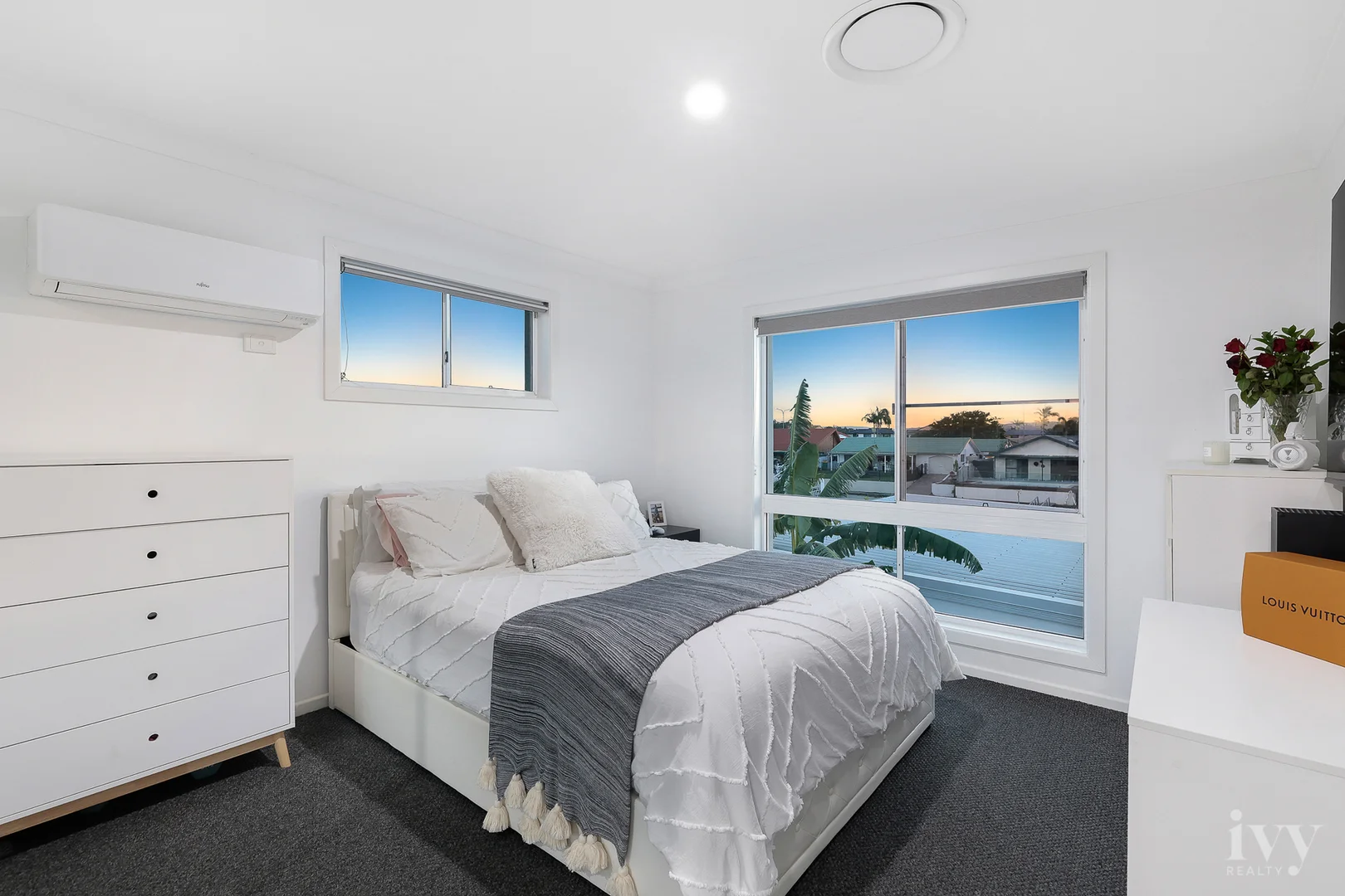 Additional image 16 of 26 O'Grady Drive, Paradise Point QLD 4216