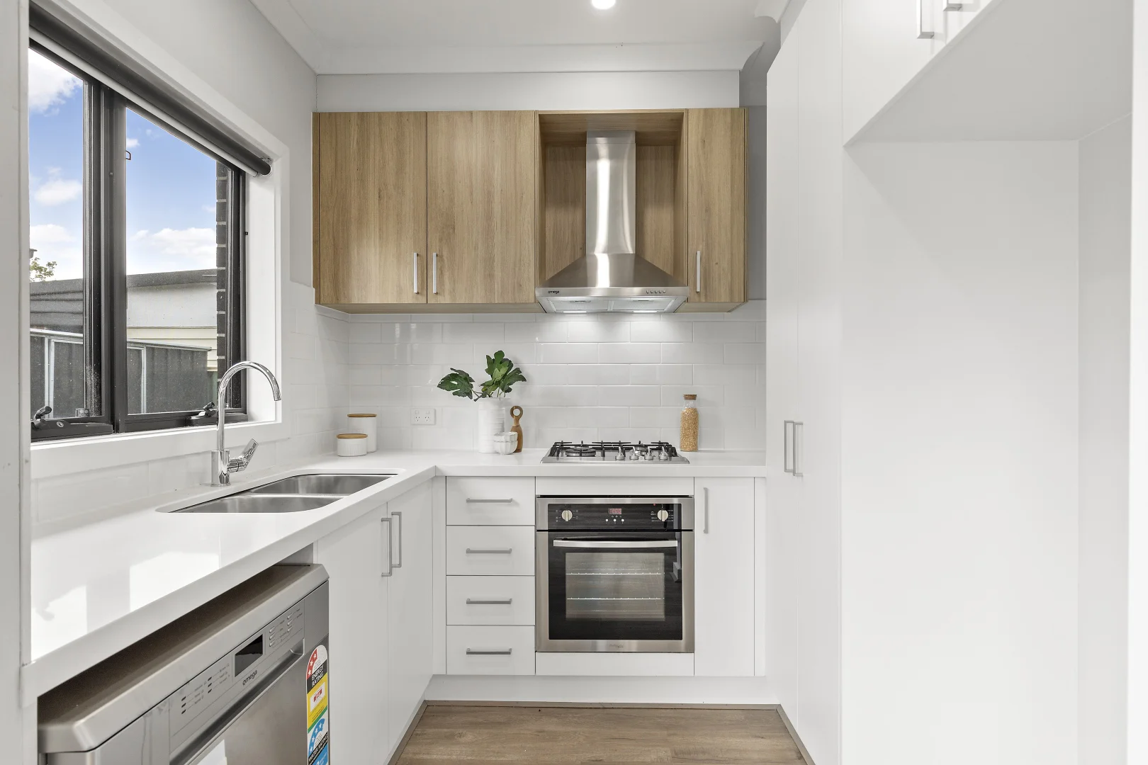 Additional image 4 of 1/11 Raymond Street, Sunshine West VIC 3020