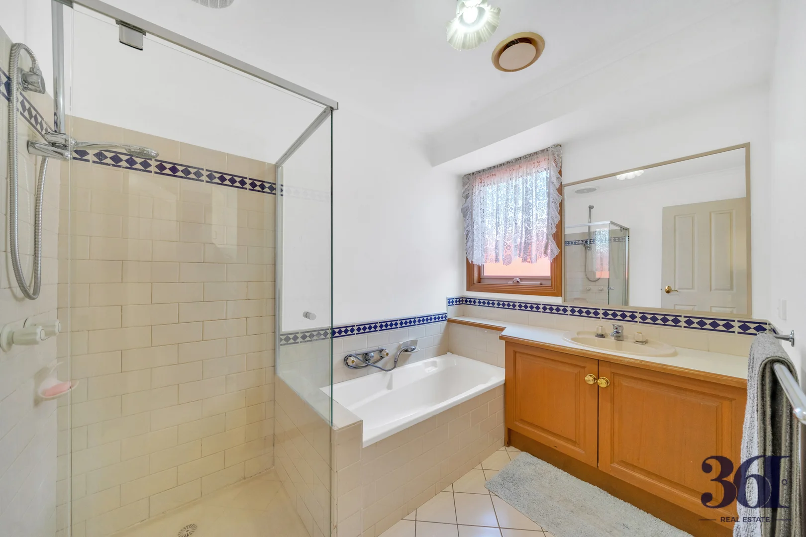 Additional image 16 of 324 Hogans Road, Hoppers Crossing VIC 3029