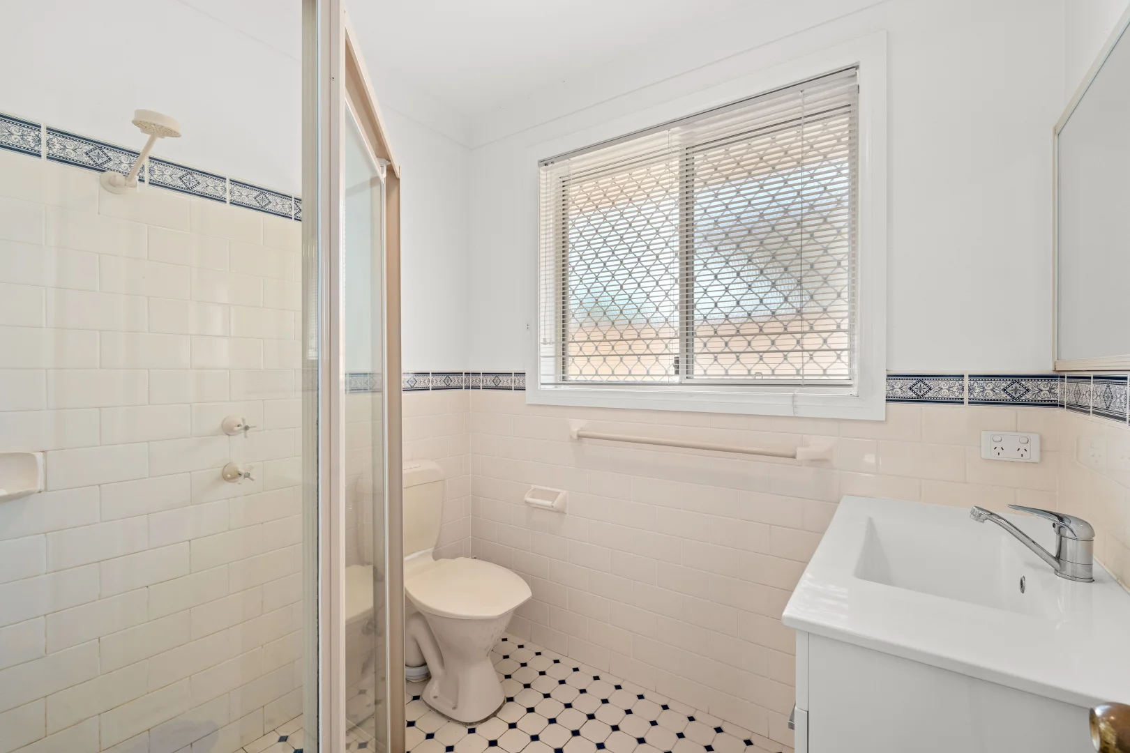 Additional image 8 of 1/11 Piper Street, Woy Woy NSW 2256