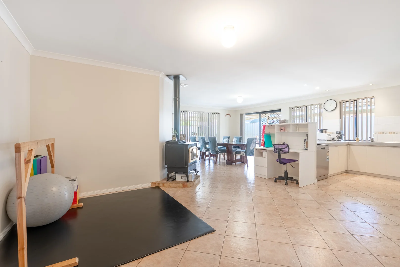 Additional image 8 of 13 Holcombe Road, Warnbro WA 6169