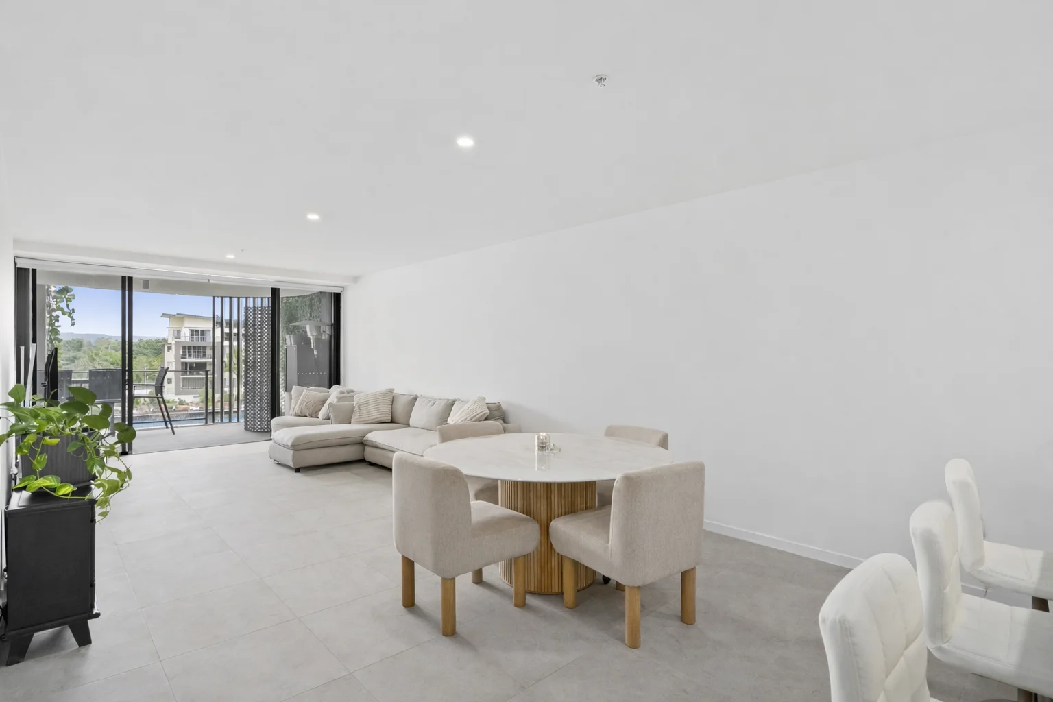 Additional image 2 of 1306/10 Sickle Avenue, Hope Island QLD 4212