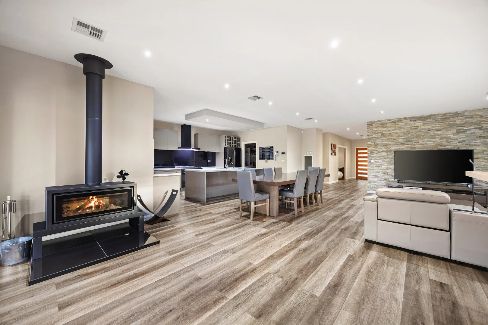 Additional image 4 of 8 Highfield Way, Kurunjang VIC 3337