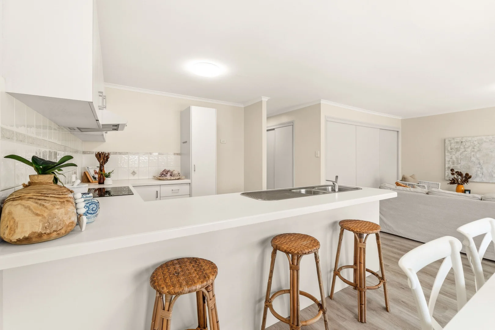 Additional image 7 of UNIT 1/4 Cowal Court, Elanora QLD 4221