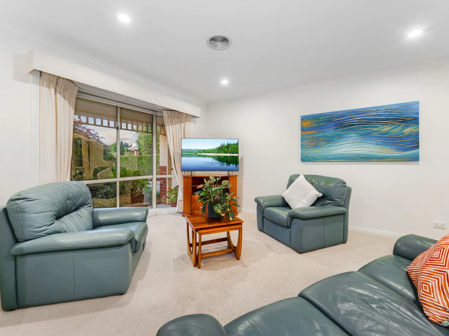 Additional image 15 of 3 Pinehill Drive, Pakenham VIC 3810