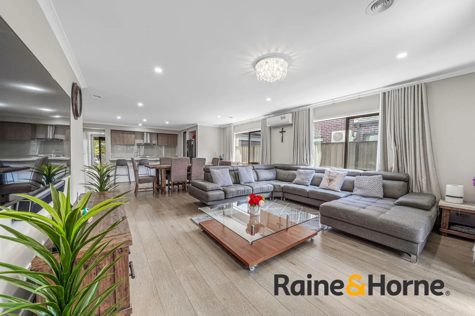 Additional image 10 of 4 Destiny Drive, Cranbourne North VIC 3977