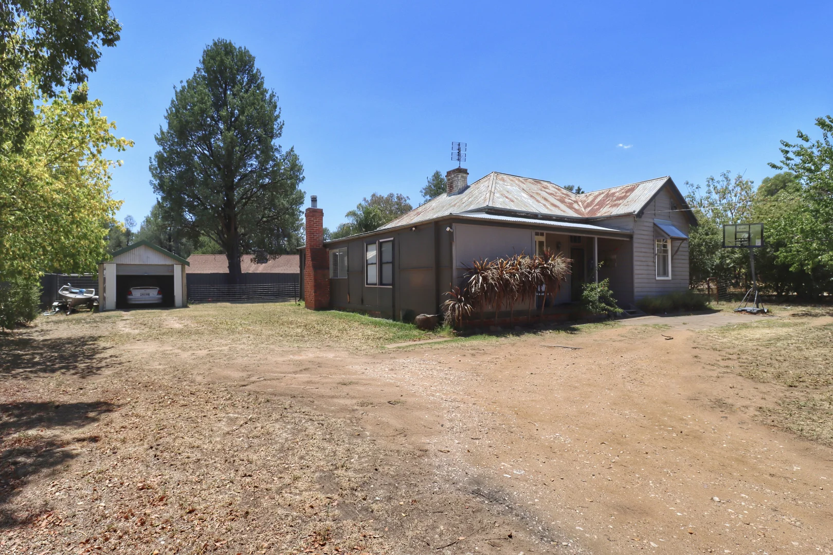 Additional image 17 of 16 Eulo Street, Cowra NSW 2794