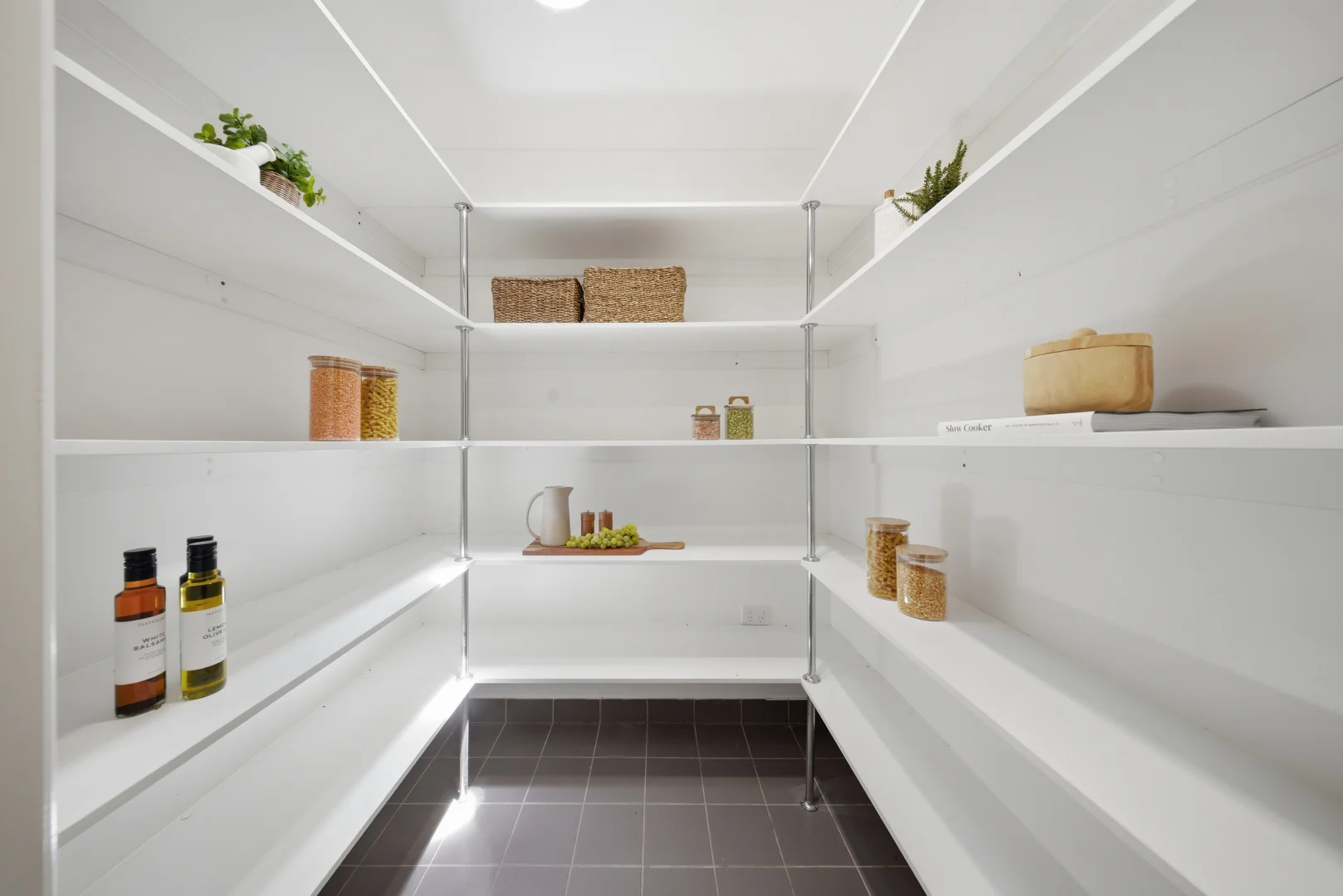 Additional image 8 of 2/6 Grange Court, Castle Hill QLD 4810