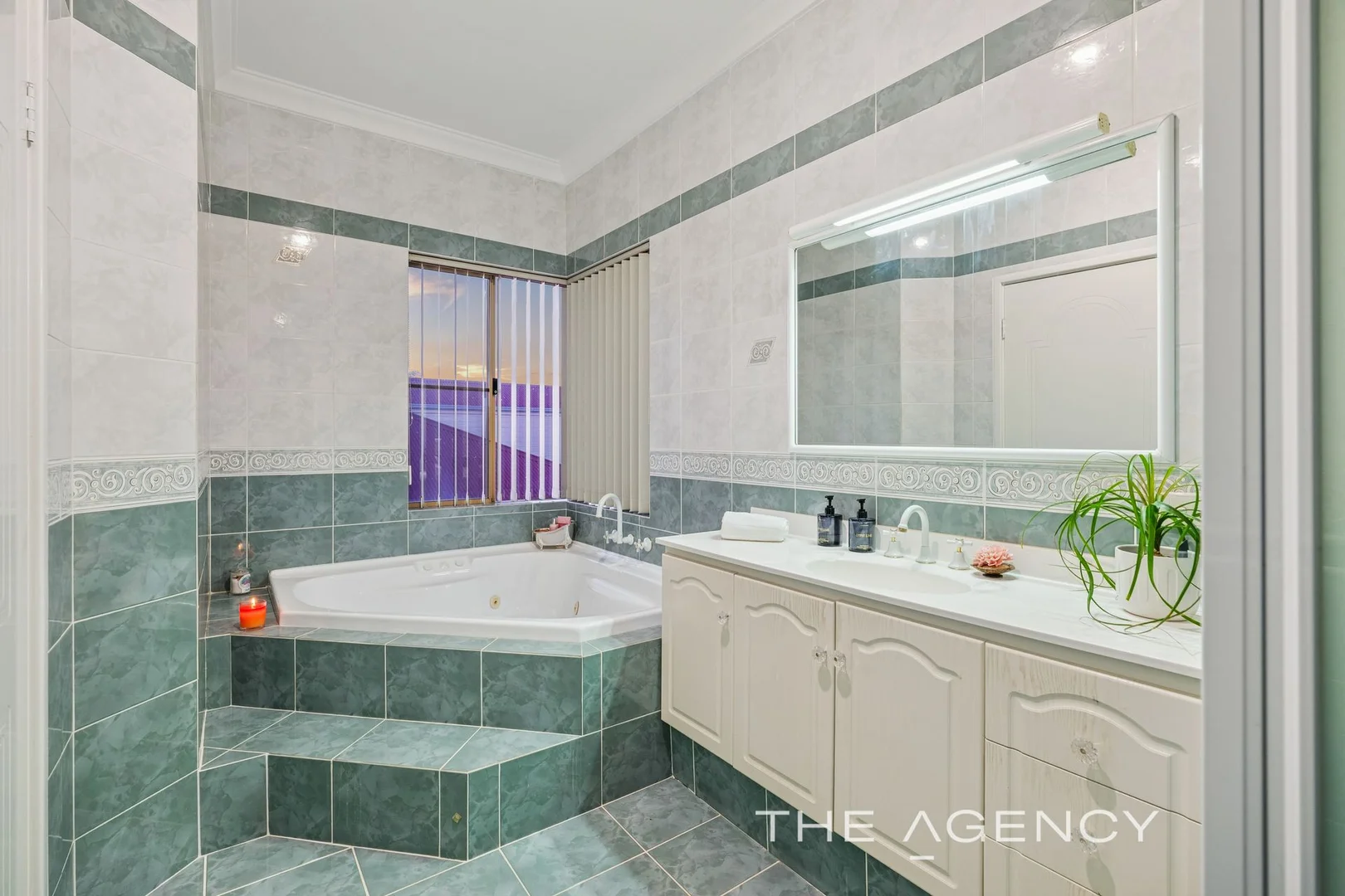 Additional image 24 of 6 Twin View, Swan View WA 6056