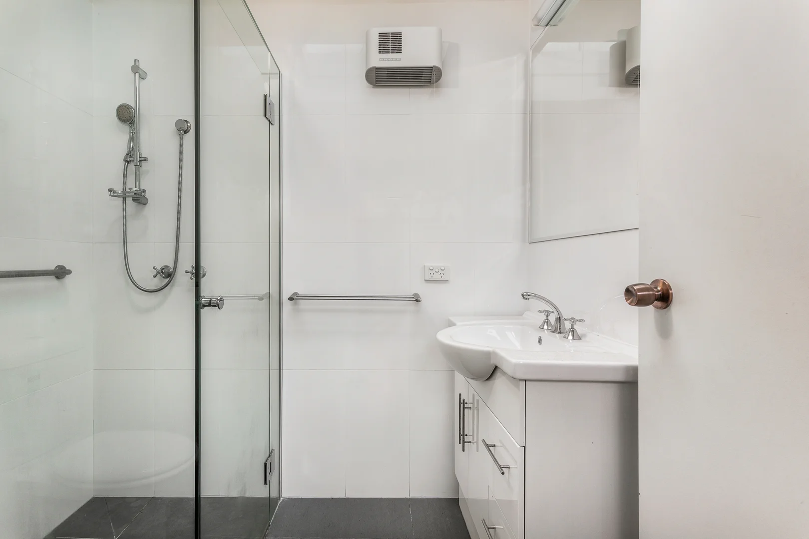 Additional image 6 of 912 Burke Road, Deepdene VIC 3103