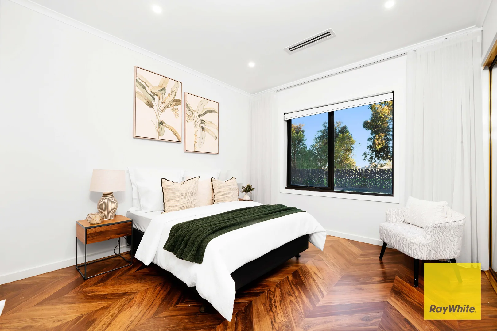 Additional image 6 of 33 Tournament Drive, Sanctuary Lakes VIC 3030