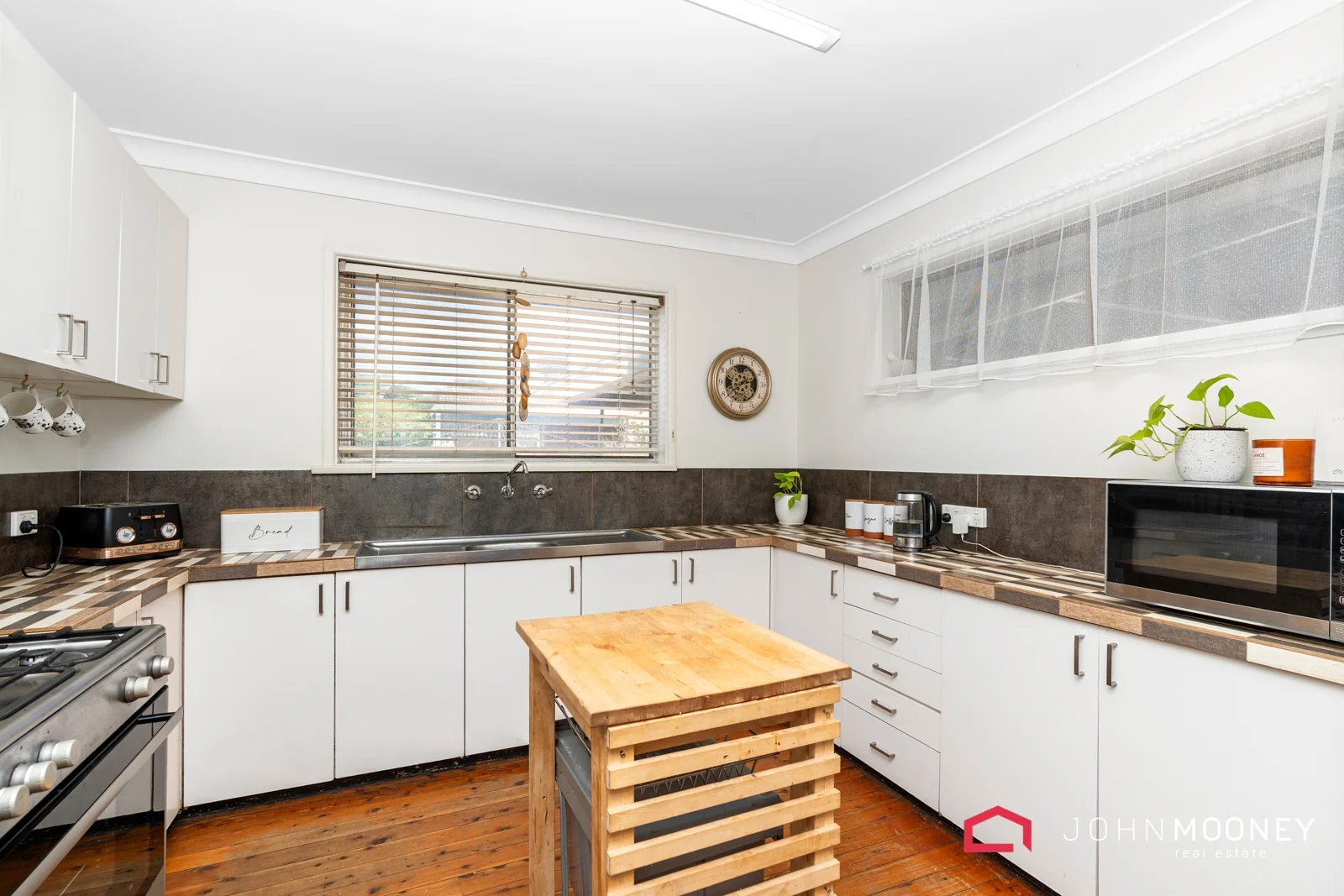 Additional image 7 of 82 Raye Street, Tolland NSW 2650