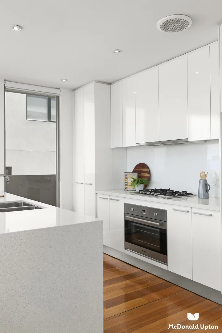 Additional image 13 of 8/32 Napier Street, Essendon VIC 3040