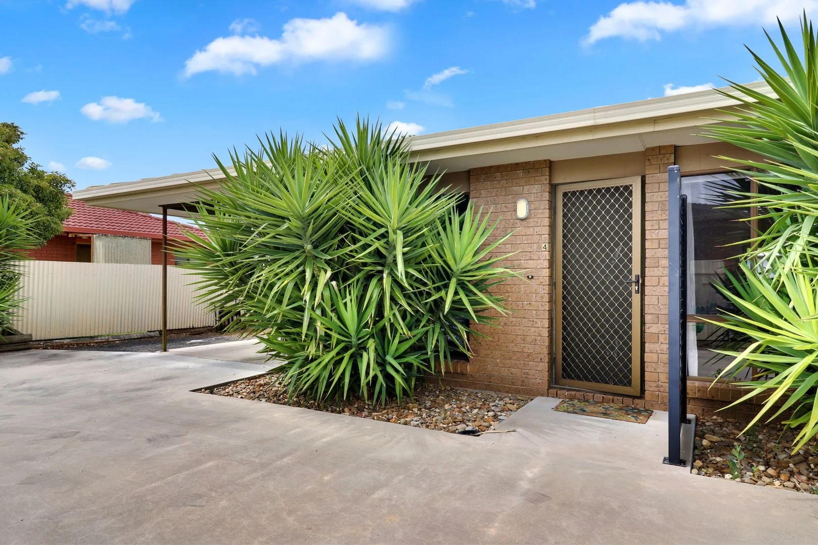 4/4 Burgess Street, Horsham VIC 3400