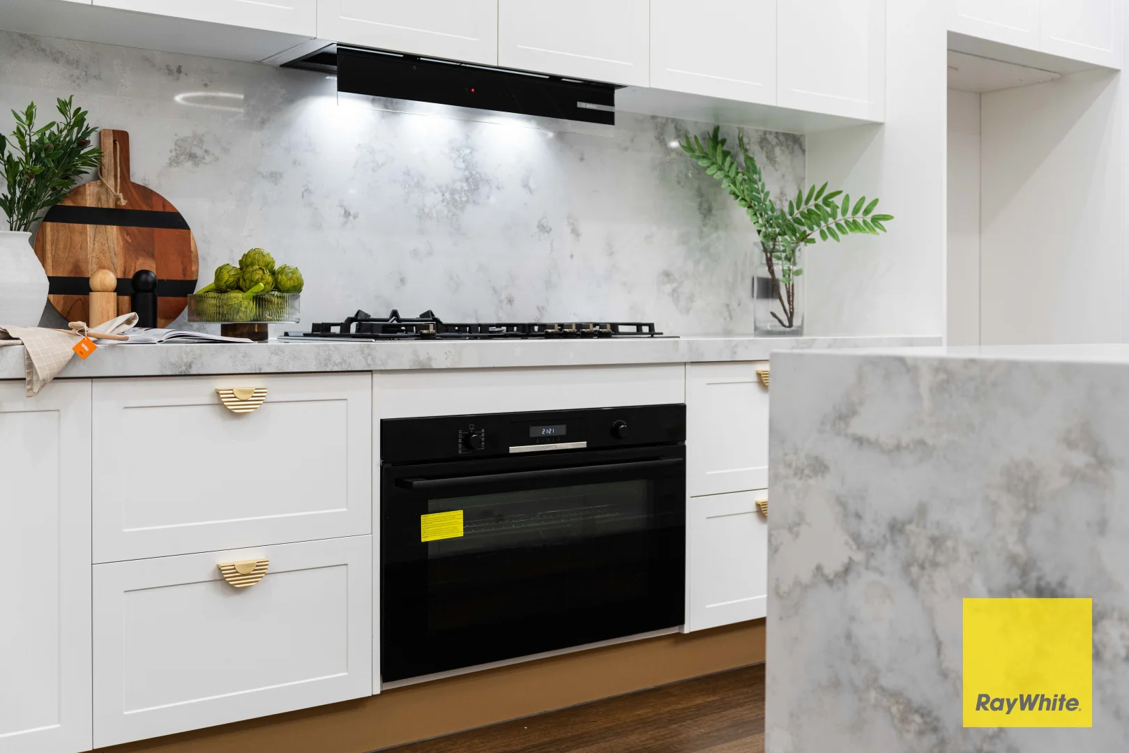 Additional image 52 of 33 Tournament Drive, Sanctuary Lakes VIC 3030