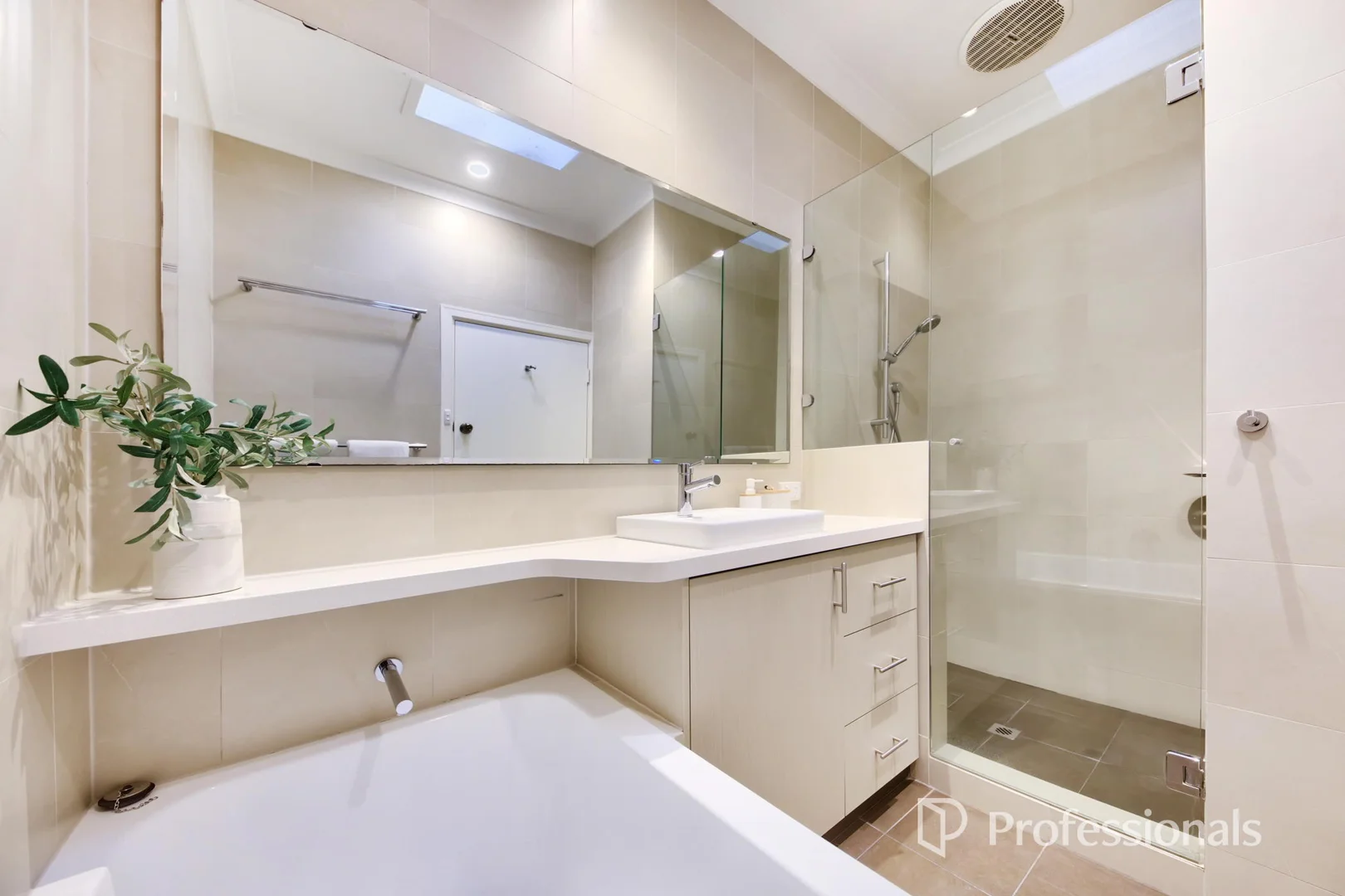 Additional image 18 of 40 Meenaar Crescent, Coolbinia WA 6050