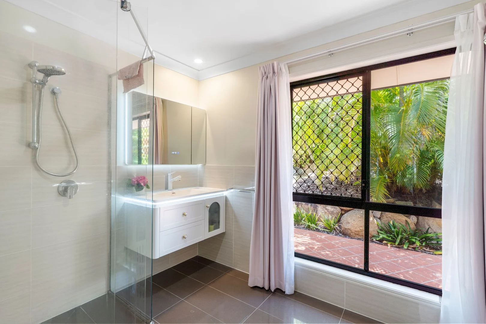 Additional image 11 of 16-18 Mingah Crescent, Shailer Park QLD 4128