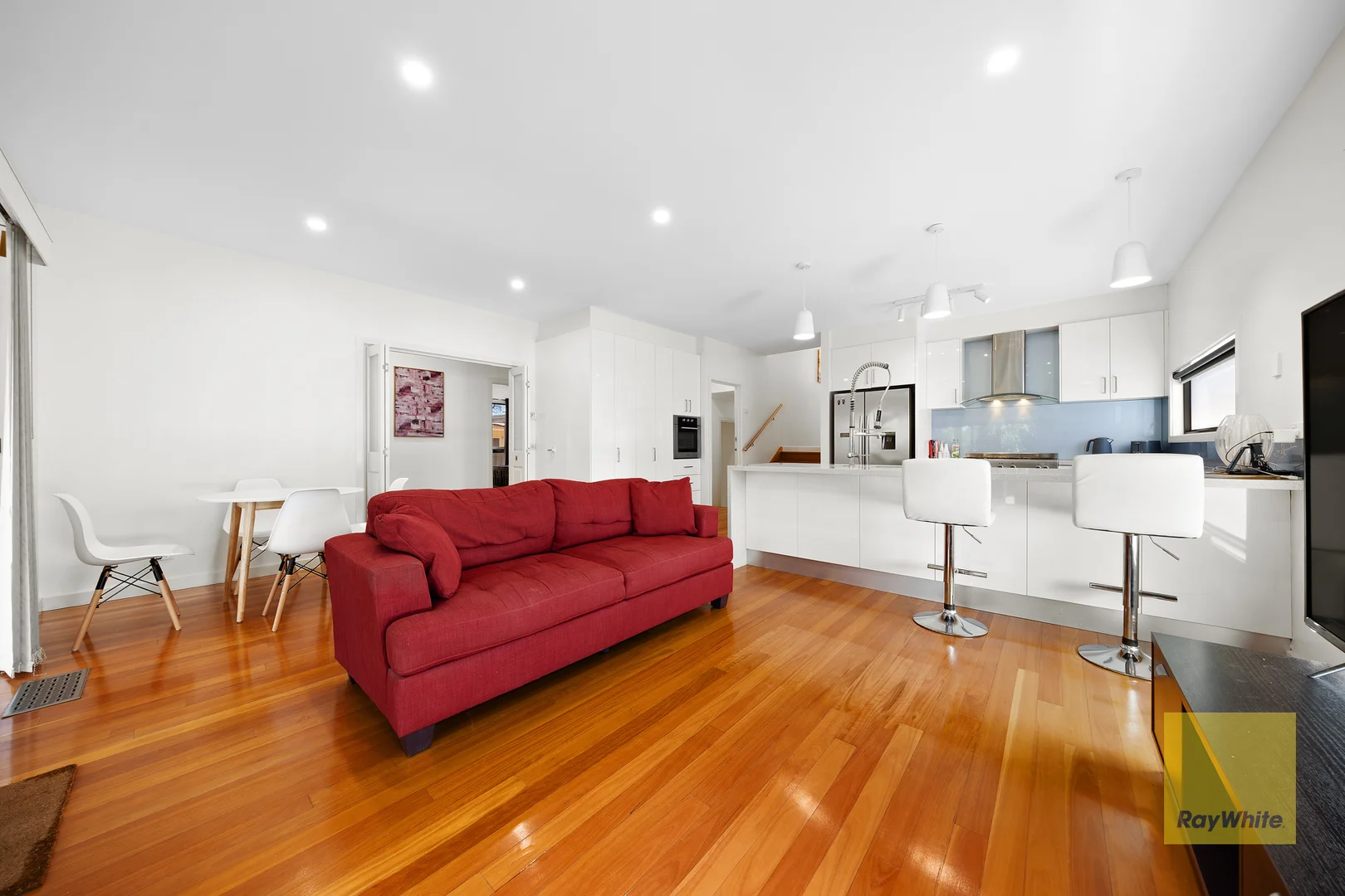 Additional image 13 of 27 Middle Park Drive, Sanctuary Lakes VIC 3030