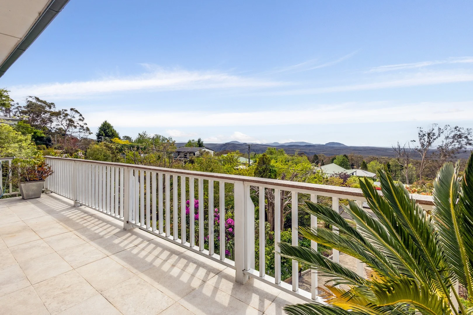 12 Panorama Crescent, Wentworth Falls NSW 2782
