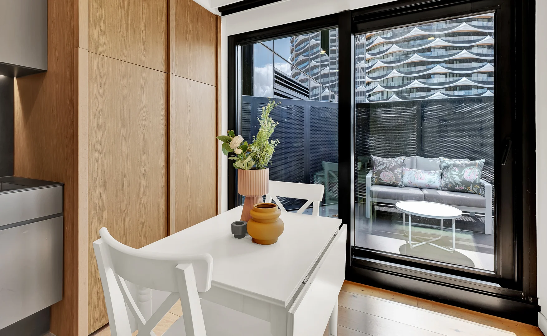 Additional image 9 of 401/8 Pearl River Rd, Docklands VIC 3008
