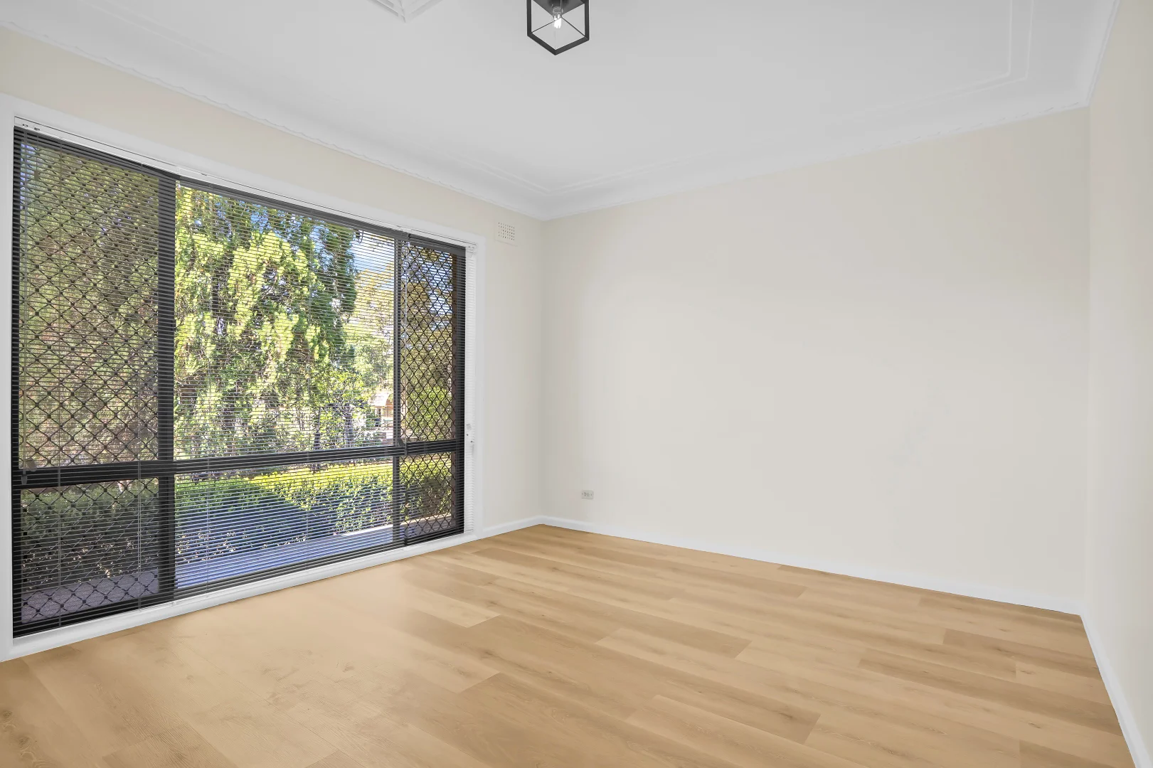 Additional image 5 of 30 Federal Road, Seven Hills NSW 2147