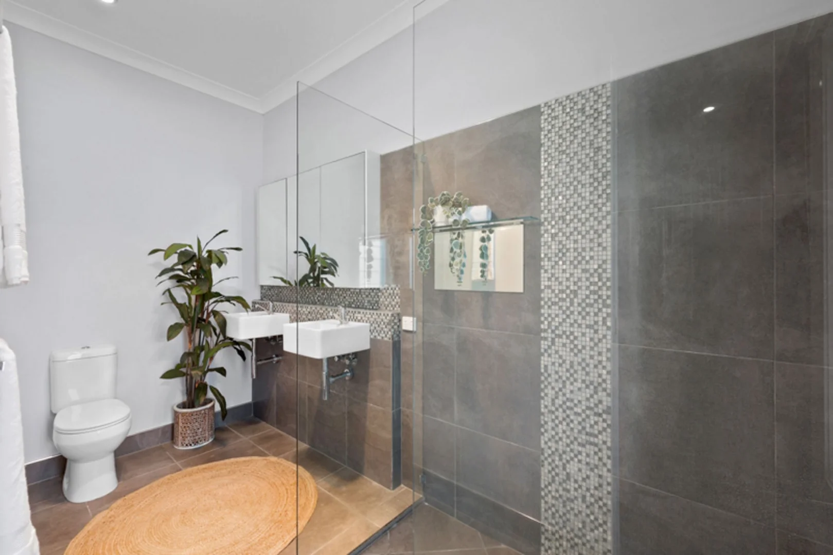 Additional image 6 of 1 Shuttlewood Drive, Richmond QLD 4740