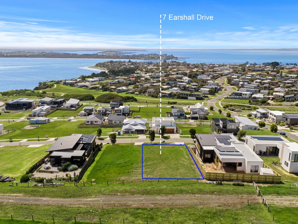 7 Earlshall Drive, San Remo VIC 3925