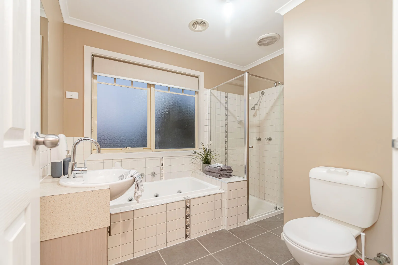 Additional image 11 of 1/965 Pascoe Vale Road, Jacana VIC 3047