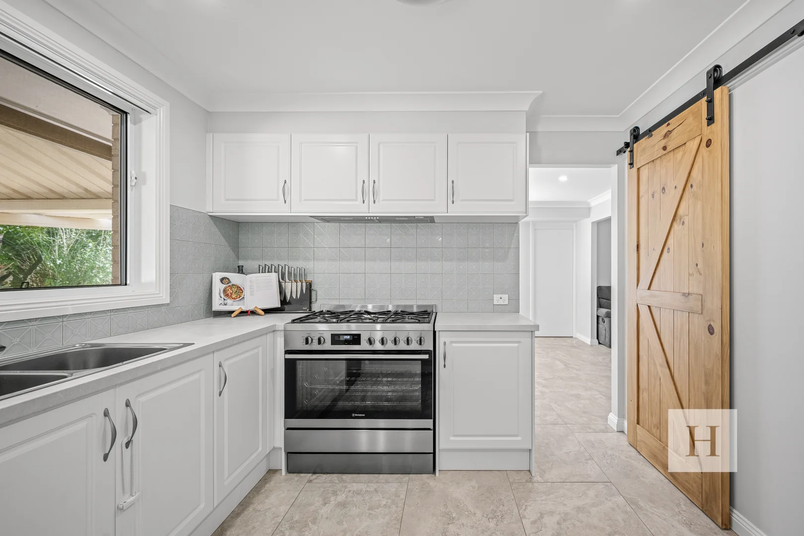 Additional image 4 of 2 Kiewa Close, Wyee Point NSW 2259